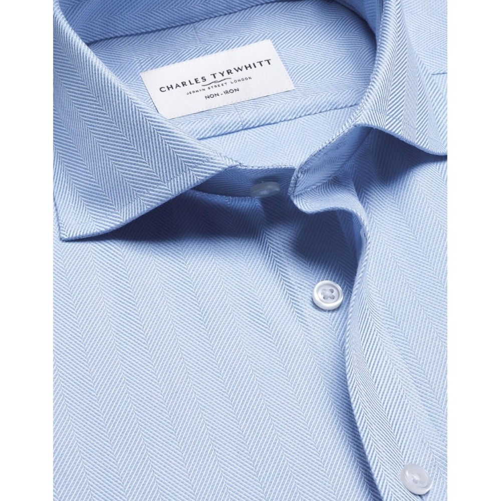 Charles Tyrwhitt Non-Iron Herringbone Shirt Sky Blue Extra Slim Fit 15.5 33